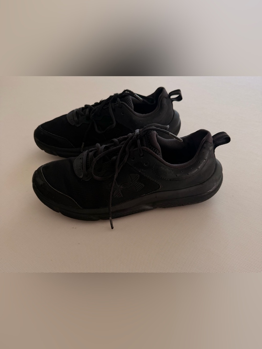 Under Armour Men's Black Athletic Trainers